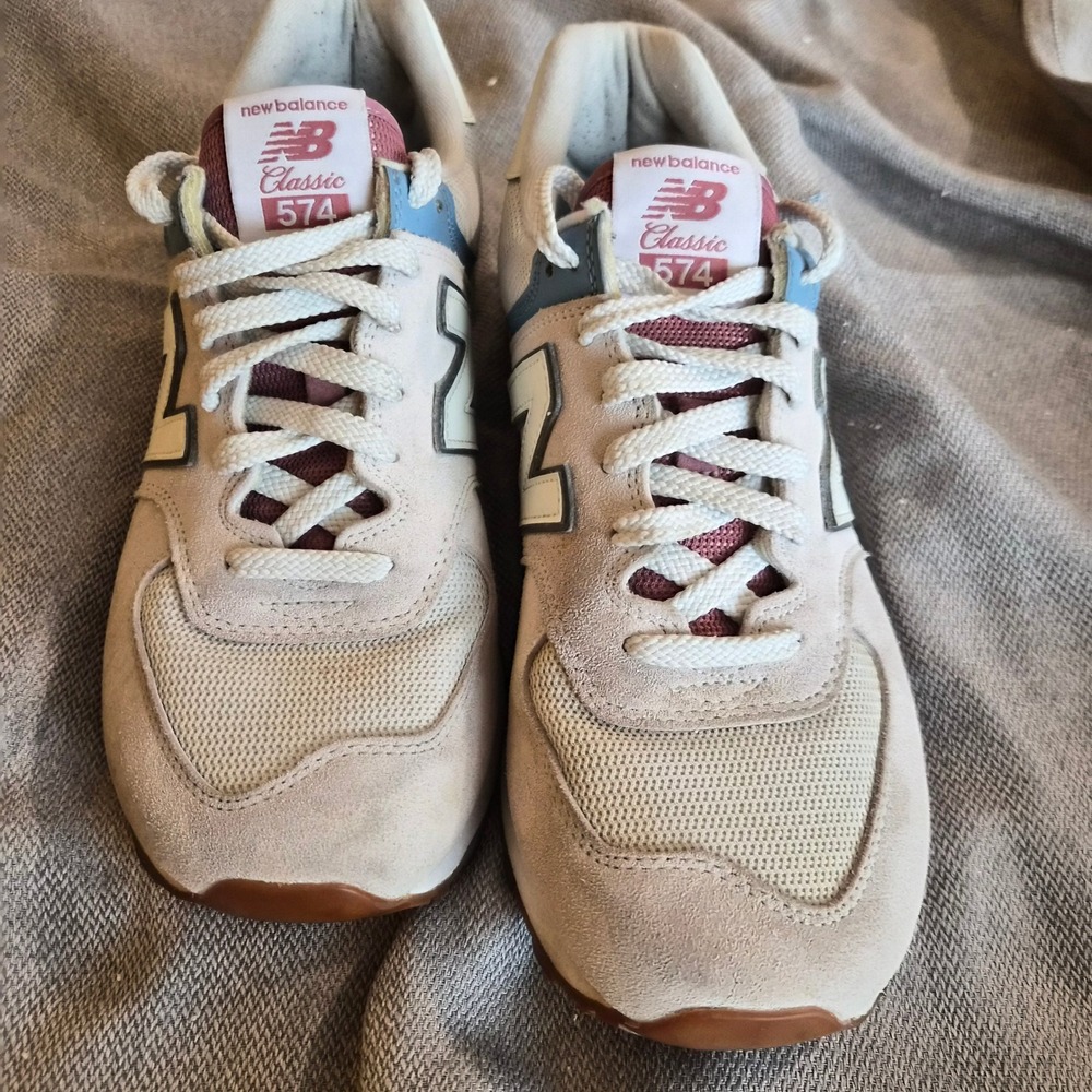 New Balance 574 Classic Mens 10 Grey Gum Sole Grey Sneakers Dadcore Retro Y2K